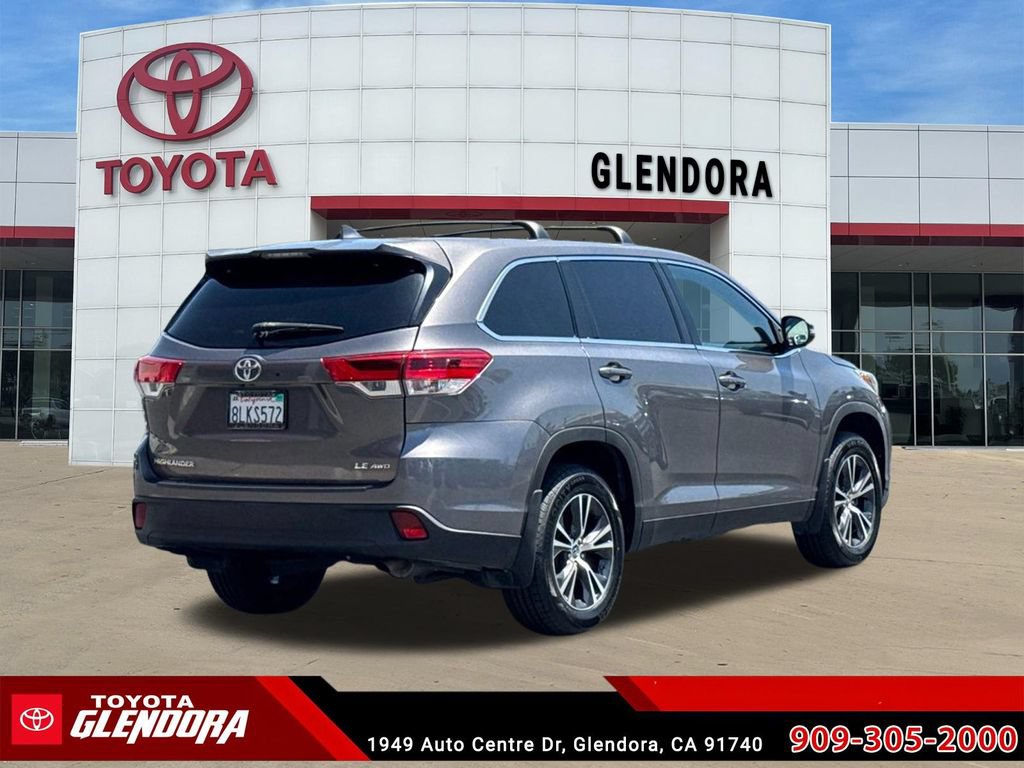 Certified 2019 Toyota Highlander Plus w/ Carpet Mat Package (TMS) AWD/4WD image 11