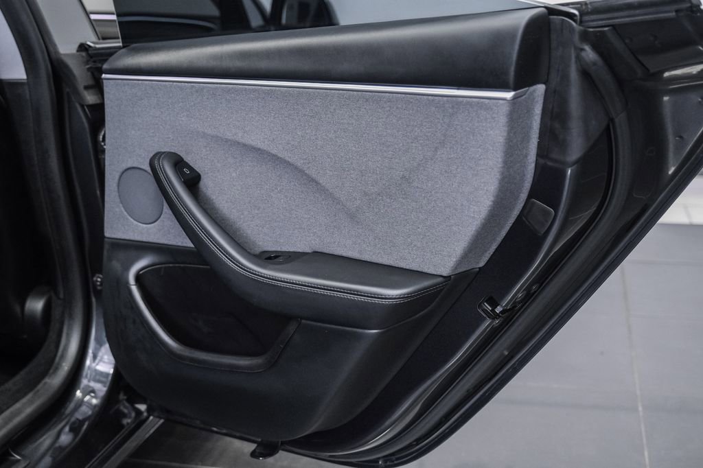 Used 2024 Tesla Model 3 Standard Range RWD image 49