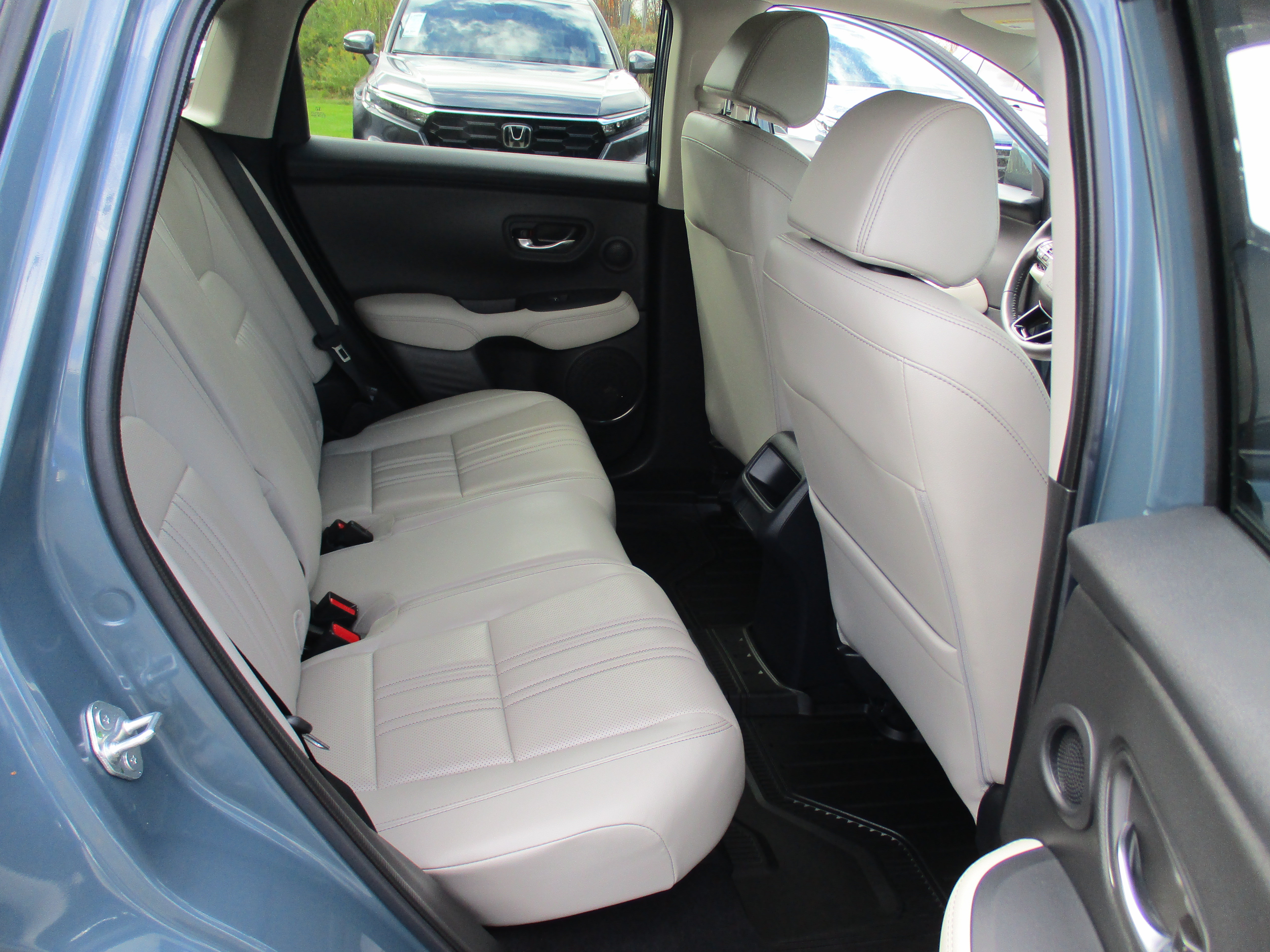 Certified 2024 Honda HR-V EX-L image 15