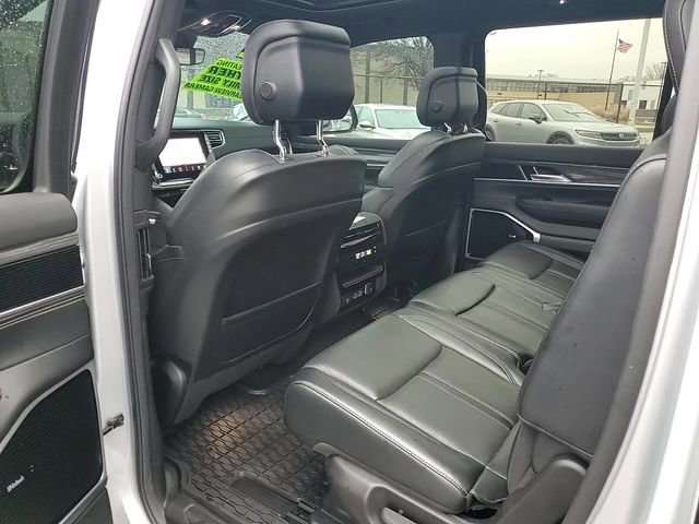 Used 2022 Jeep Wagoneer Series III w/ Premium Group I image 29