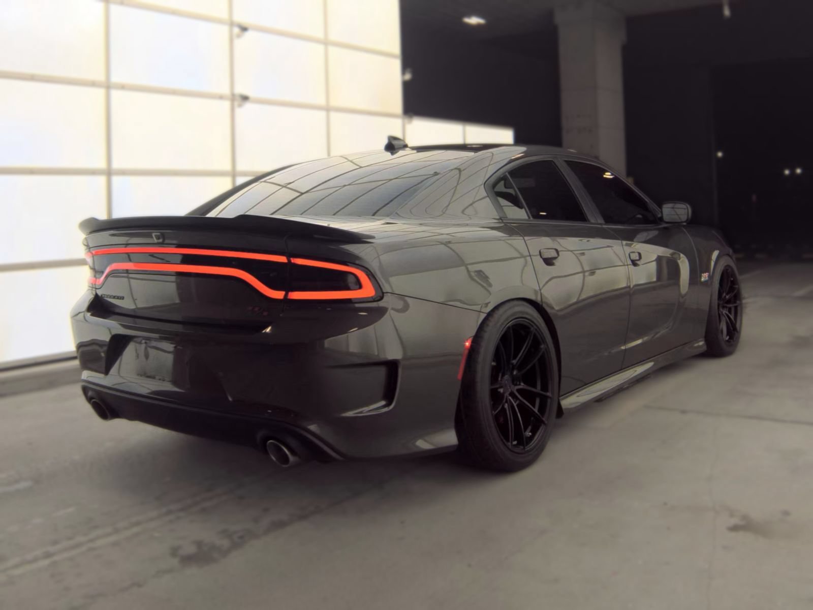 Used 2017 Dodge Charger R/T Scat Pack w/ Driver Confidence Group RWD image 6