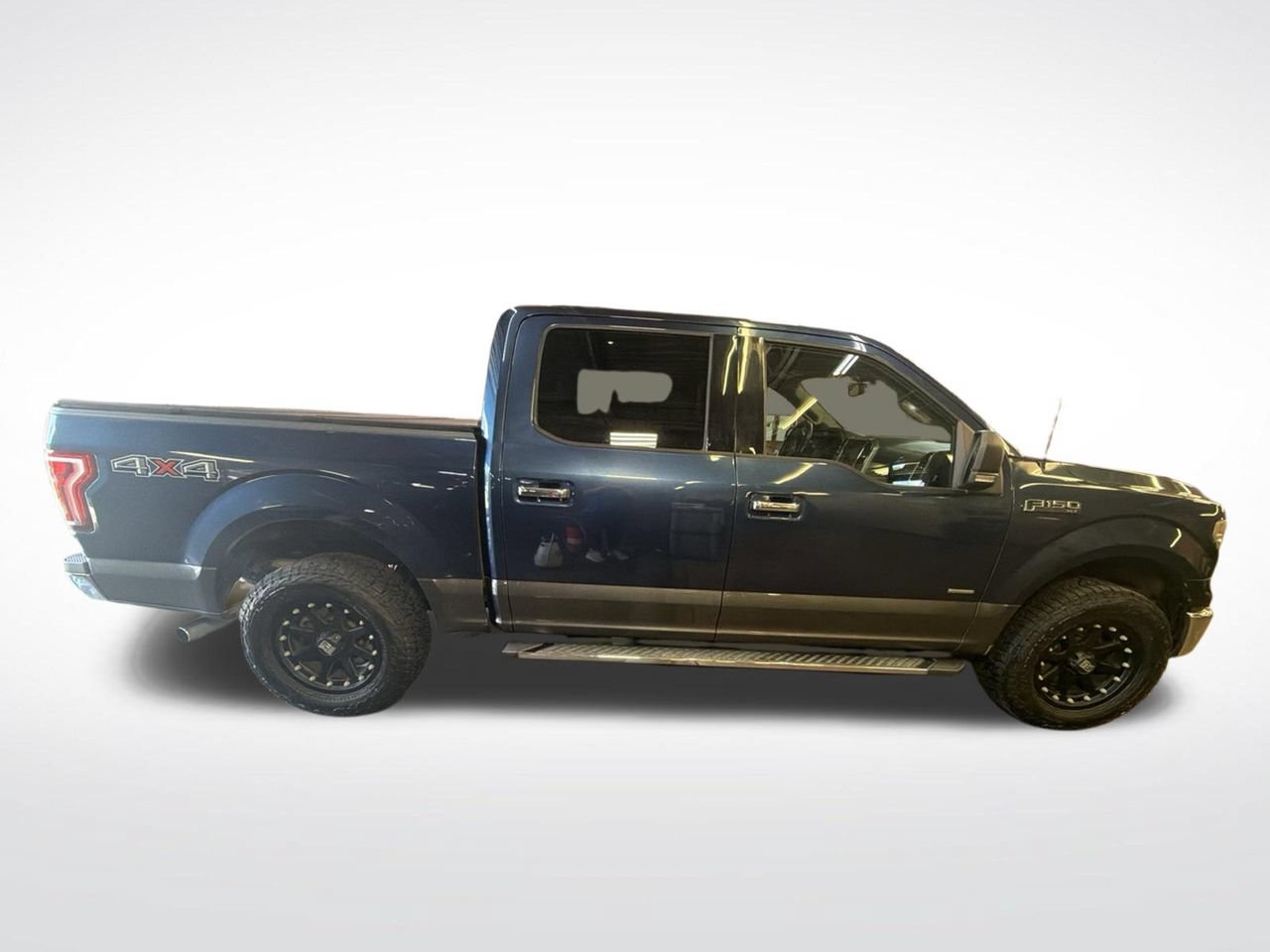Used 2017 Ford F150 XLT w/ Equipment Group 302A Luxury AWD/4WD image 6