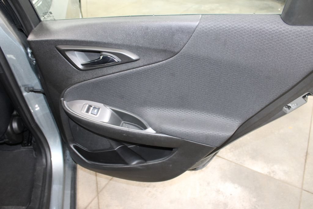 Used 2025 Chevrolet Malibu LT FWD image 24