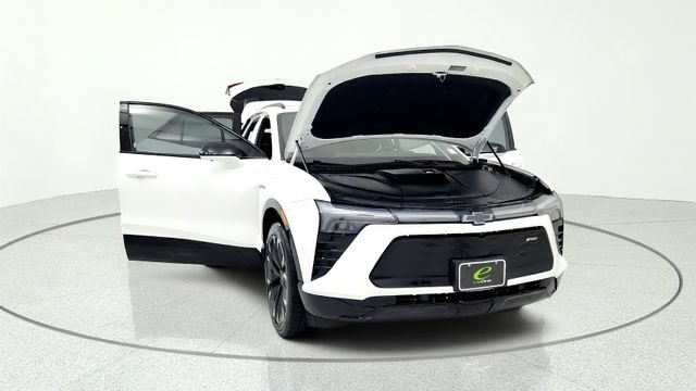 Used 2024 Chevrolet Blazer EV RS AWD/4WD image 12