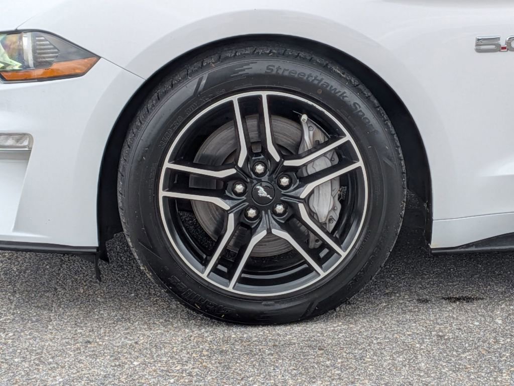 Used 2020 Ford Mustang GT image 12