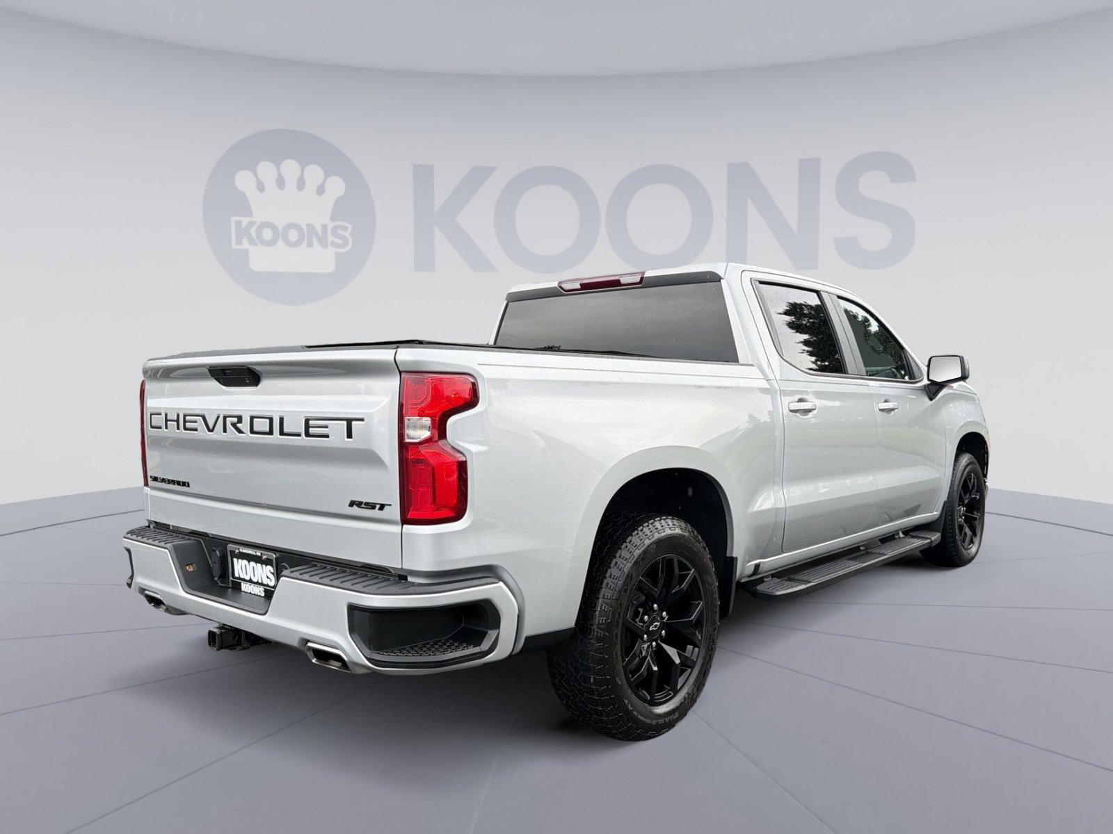Certified 2022 Chevrolet Silverado 1500 RST w/ LPO, Blackout Package AWD/4WD image 7