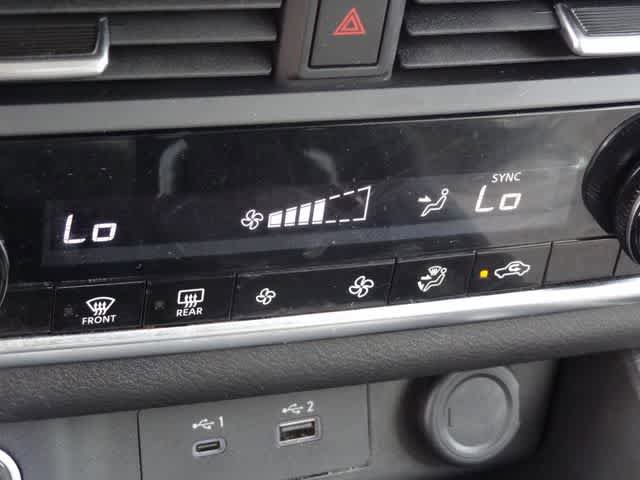 Used 2023 Nissan Rogue SV FWD image 26