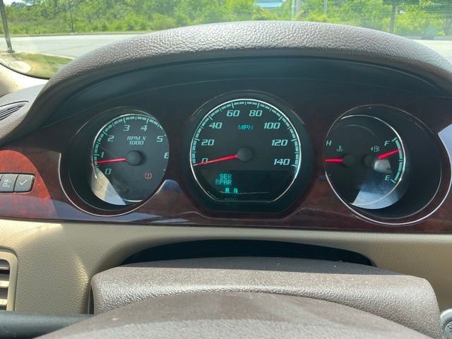 Used 2010 Buick Lucerne CXL FWD image 21