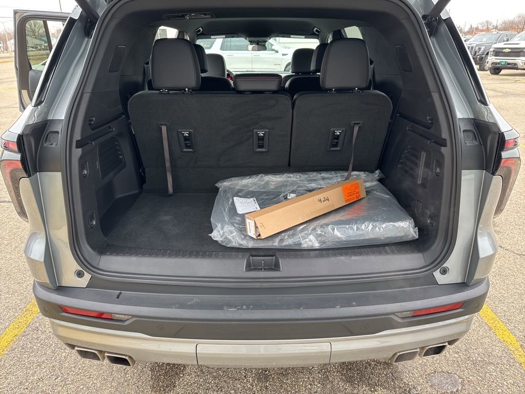 Certified 2025 Chevrolet Traverse Z71 w/ LPO, Floor Liner Package image 15