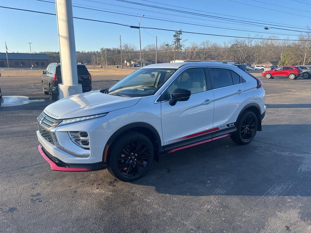 Used 2023 Mitsubishi Eclipse Cross LE AWD/4WD image 2
