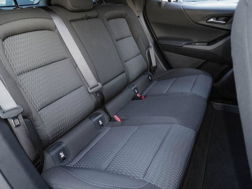 Certified 2026 Chevrolet Equinox LT FWD image 18