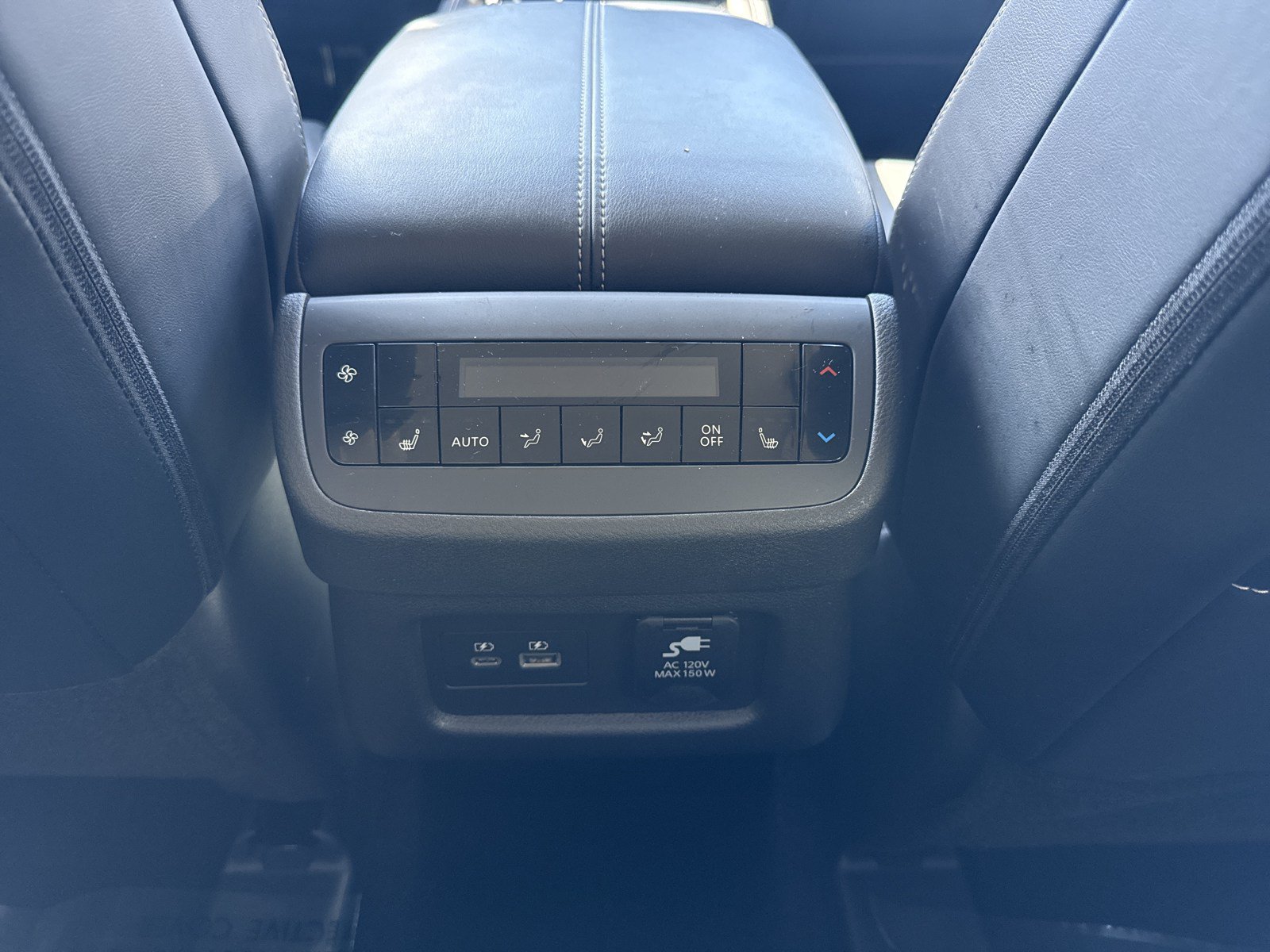 Used 2025 Nissan Pathfinder Platinum w/ Cargo Package AWD/4WD image 34
