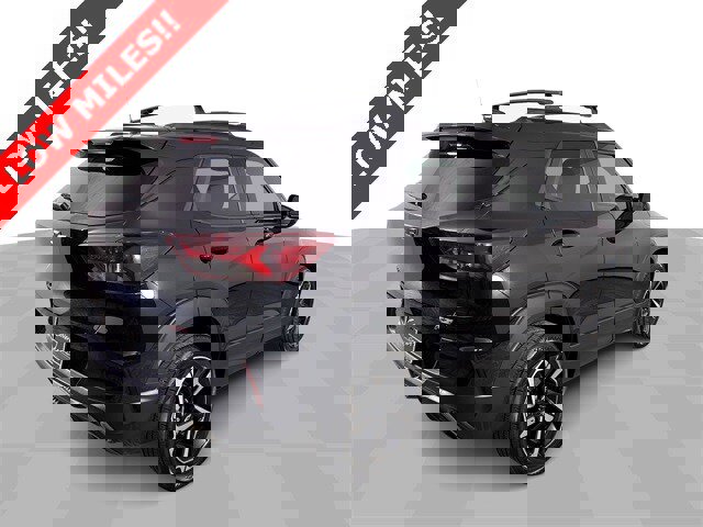 Used 2023 Chevrolet TrailBlazer RS w/ Sun and Liftgate Package image 8