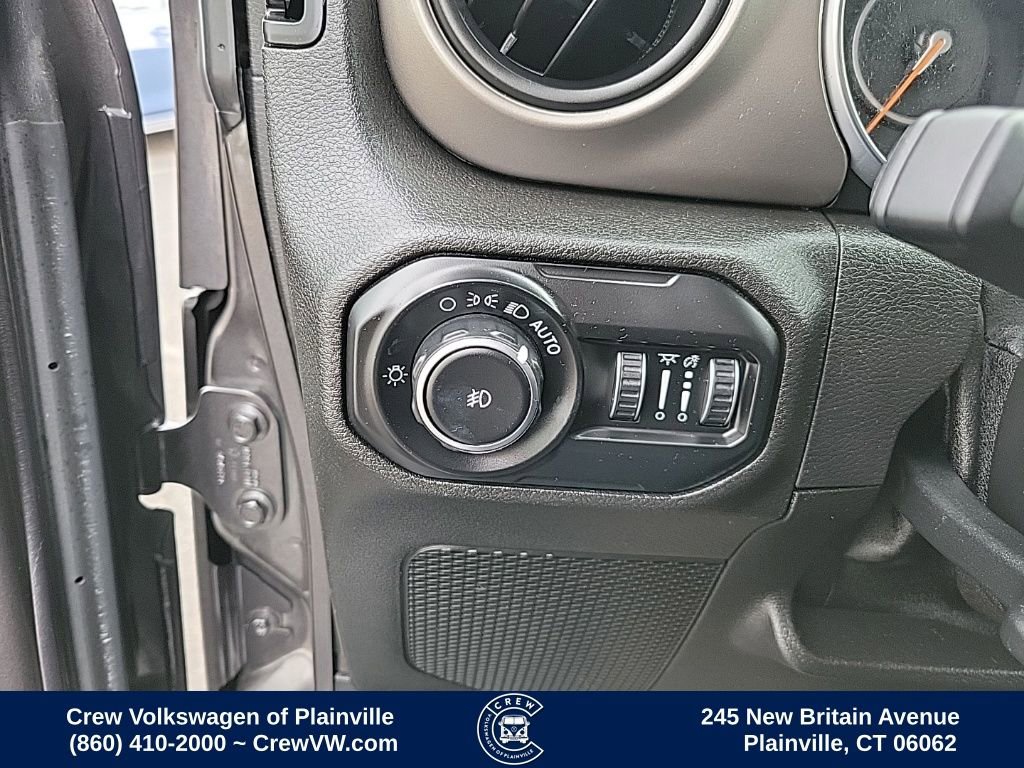 Used 2018 Jeep Wrangler Unlimited Sport S image 12