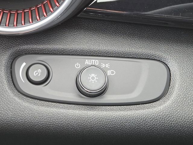 New 2026 Chevrolet Trax RS w/ Driver Confidence Package image 11