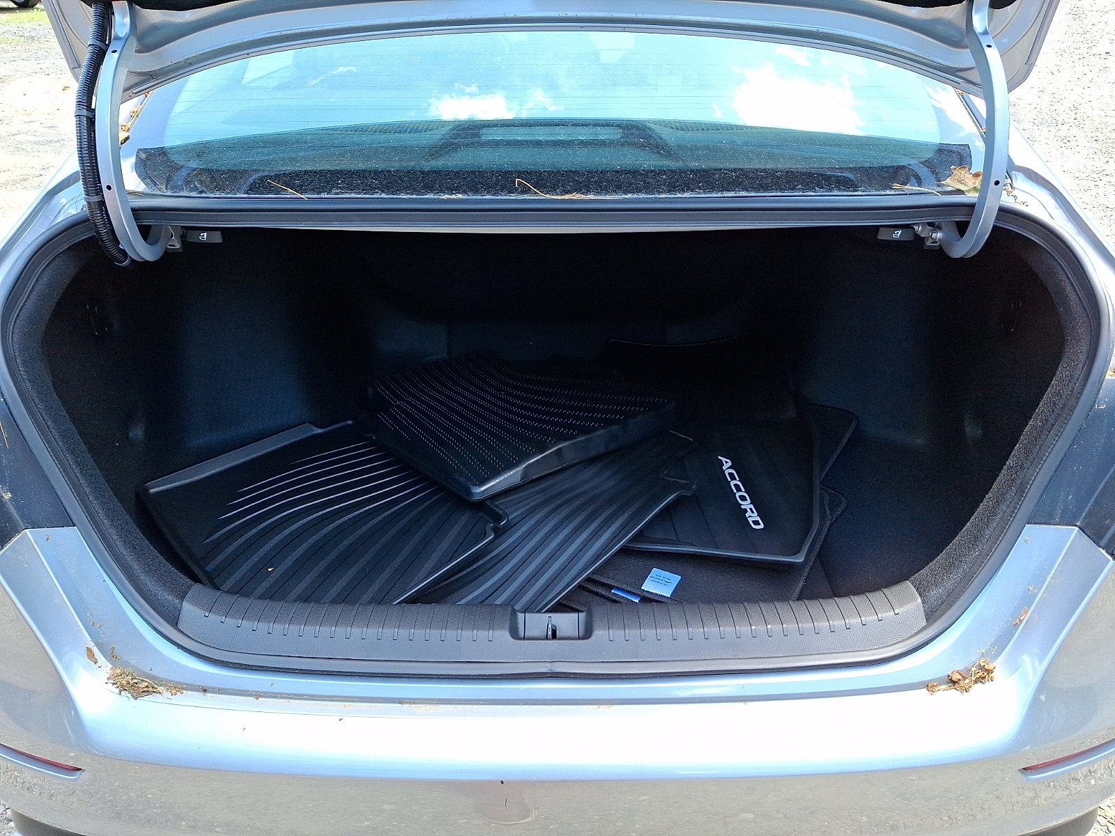 Used 2023 Honda Accord EX image 28