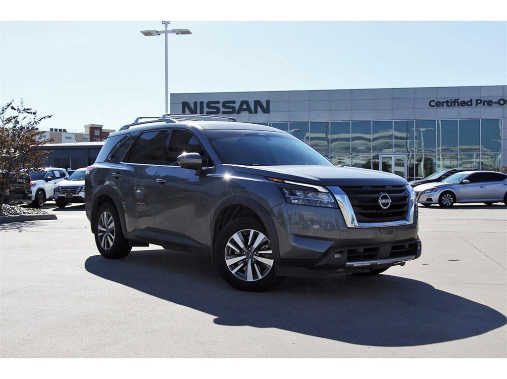 Used 2022 Nissan Pathfinder SL