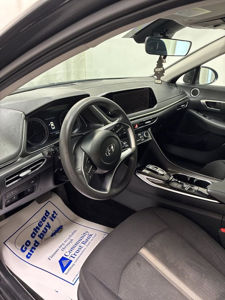 Used 2023 Hyundai Sonata SEL w/ Cargo Package image 11