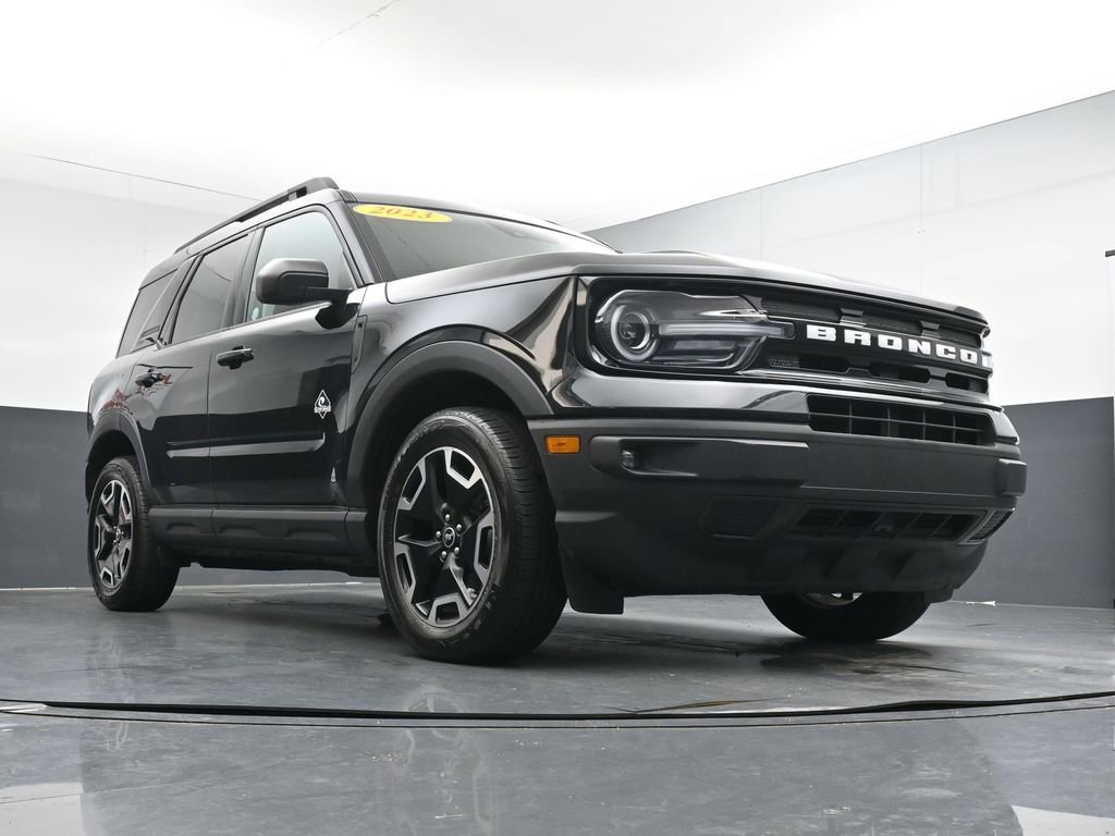 Used 2023 Ford Bronco Sport Outer Banks w/ Tech Package image 38