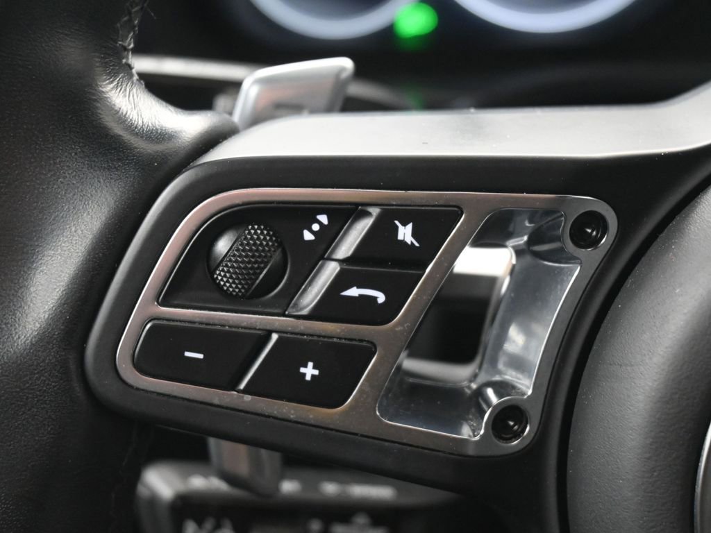 Certified 2022 Porsche Cayenne Turbo S image 21