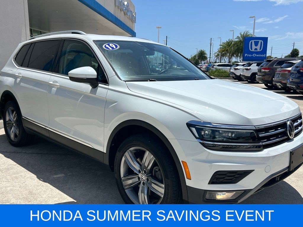 Used 2019 Volkswagen Tiguan SEL Premium AWD/4WD image 3