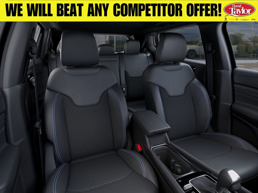 New 2026 Jeep Compass Latitude AWD/4WD image 17