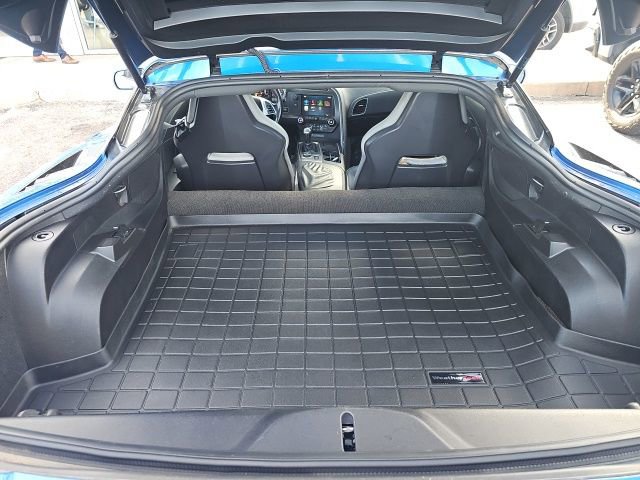 Used 2015 Chevrolet Corvette Stingray Coupe image 11