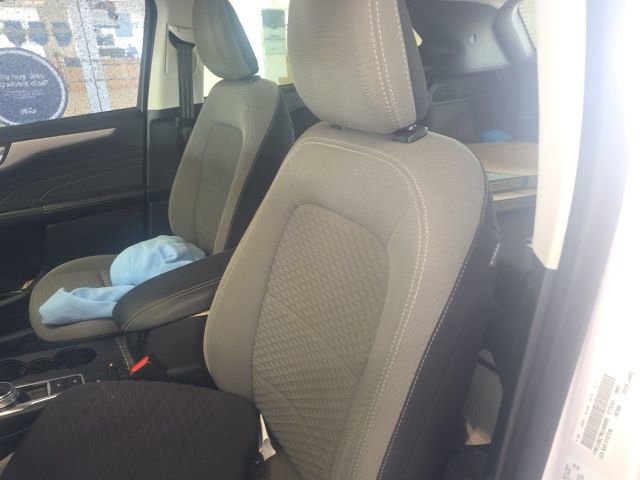 Used 2021 Ford Escape SE FWD image 8