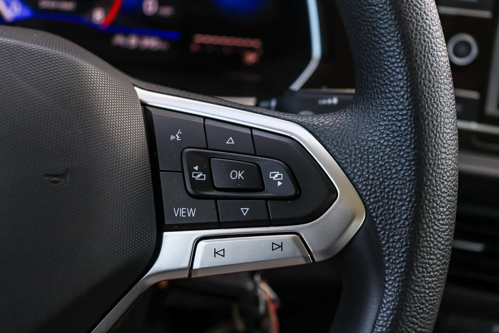 Used 2023 Volkswagen Jetta S image 24