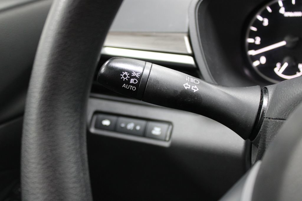 Used 2023 Nissan Altima 2.5 SV image 26