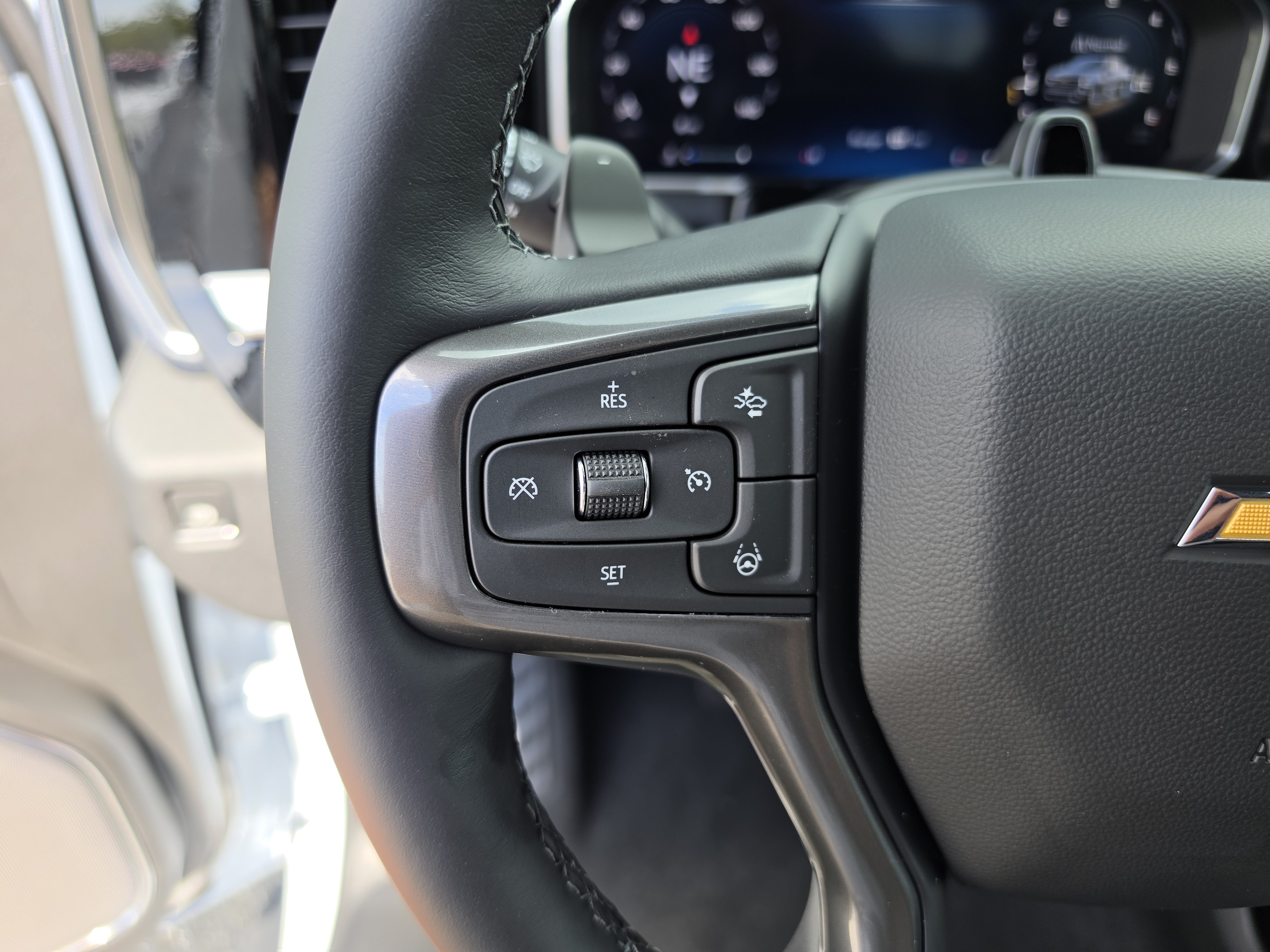New 2026 Chevrolet Silverado 1500 High Country w/ Technology Package AWD/4WD image 37