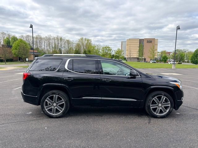 Used 2019 GMC Acadia Denali w/ Technology Package AWD/4WD image 5