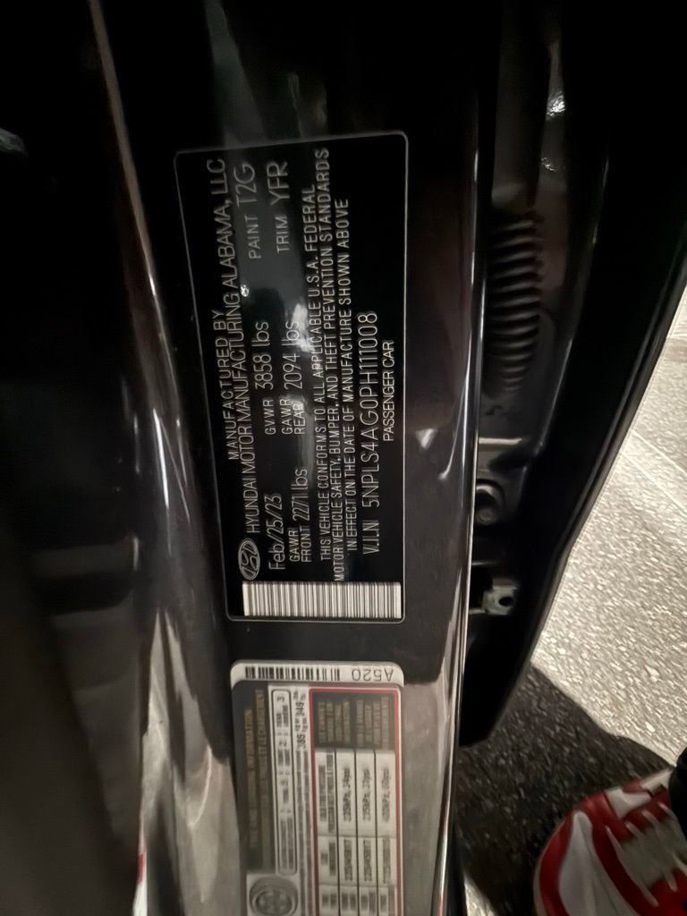 Used 2023 Hyundai Elantra SEL w/ Convenience Package image 6