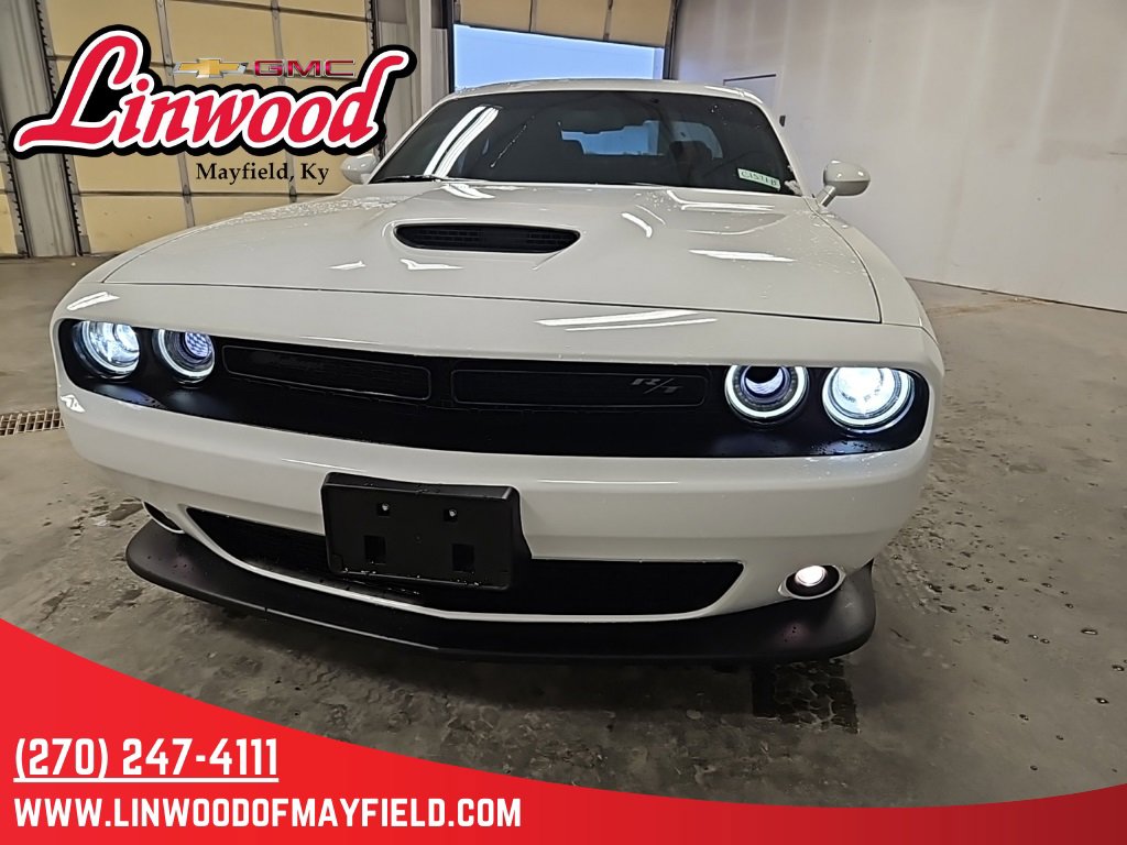 Used 2023 Dodge Challenger R/T w/ Plus Package image 3
