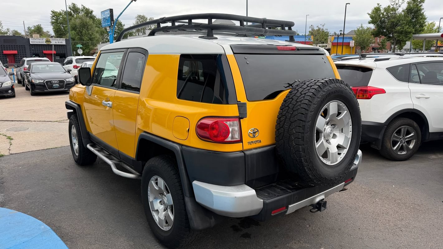 Used 2007 Toyota FJ Cruiser 4WD image 4