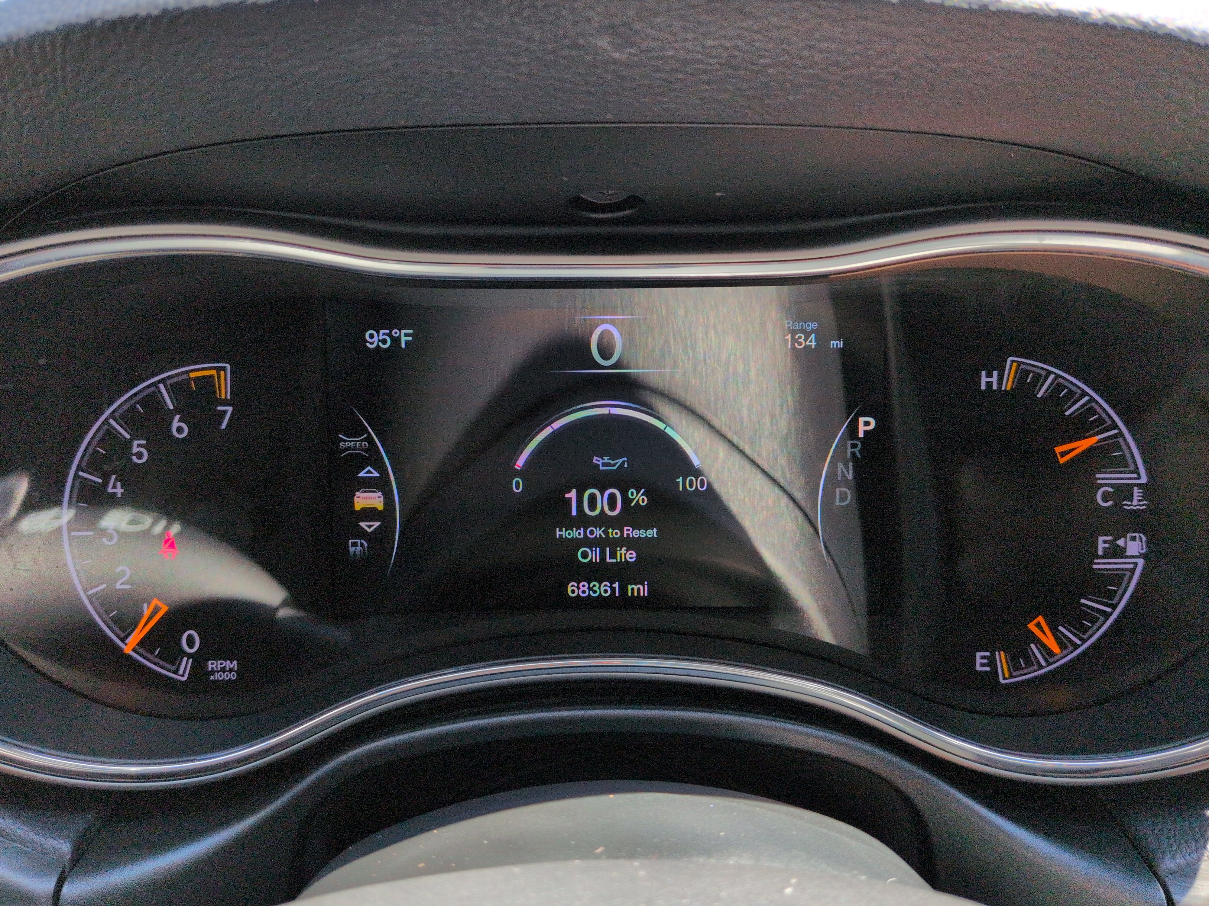 Used 2021 Jeep Grand Cherokee Laredo X RWD image 25