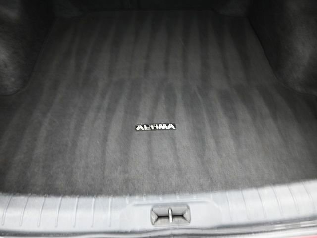 Used 2025 Nissan Altima 2.5 SV image 12