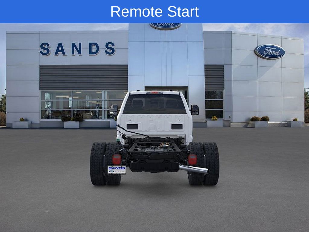 New 2025 Ford F550 4x4 Regular Cab Super Duty image 5