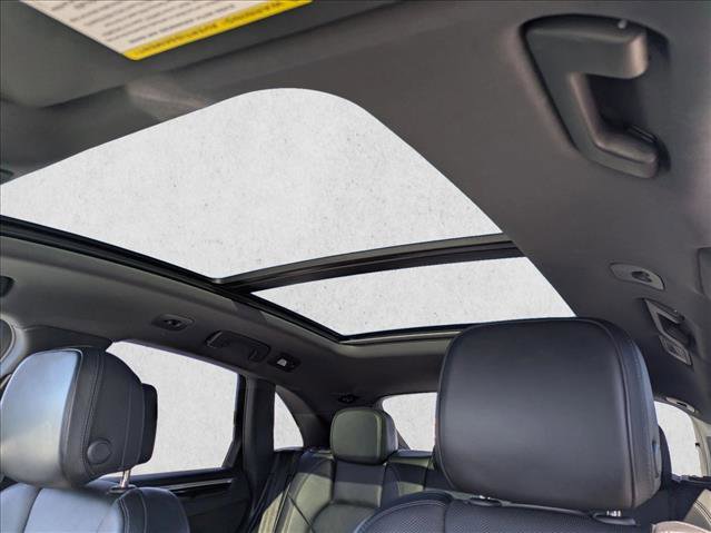 Used 2021 Porsche Macan image 17