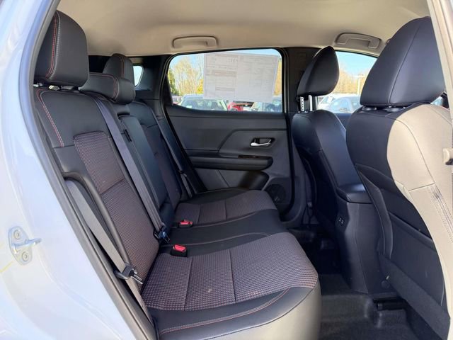 New 2026 Nissan Kicks SR w/ Cold Weather Package FWD image 11
