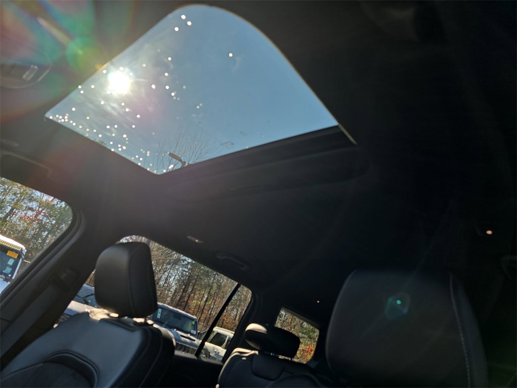 New 2025 Jeep Grand Cherokee L Altitude image 31