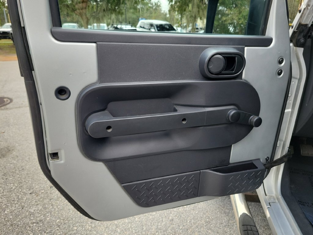Used 2007 Jeep Wrangler X AWD/4WD image 19