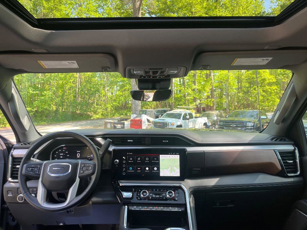 Used 2024 GMC Sierra 2500 Denali w/ Denali Reserve Package AWD/4WD image 40