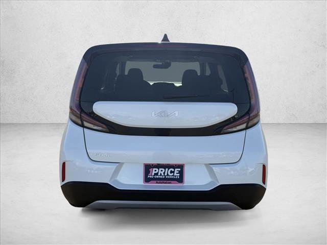 Used 2023 Kia Soul LX w/ LX Technology Package image 6