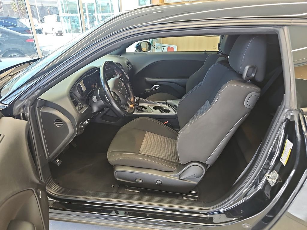 Used 2023 Dodge Challenger R/T w/ Blacktop Package image 11