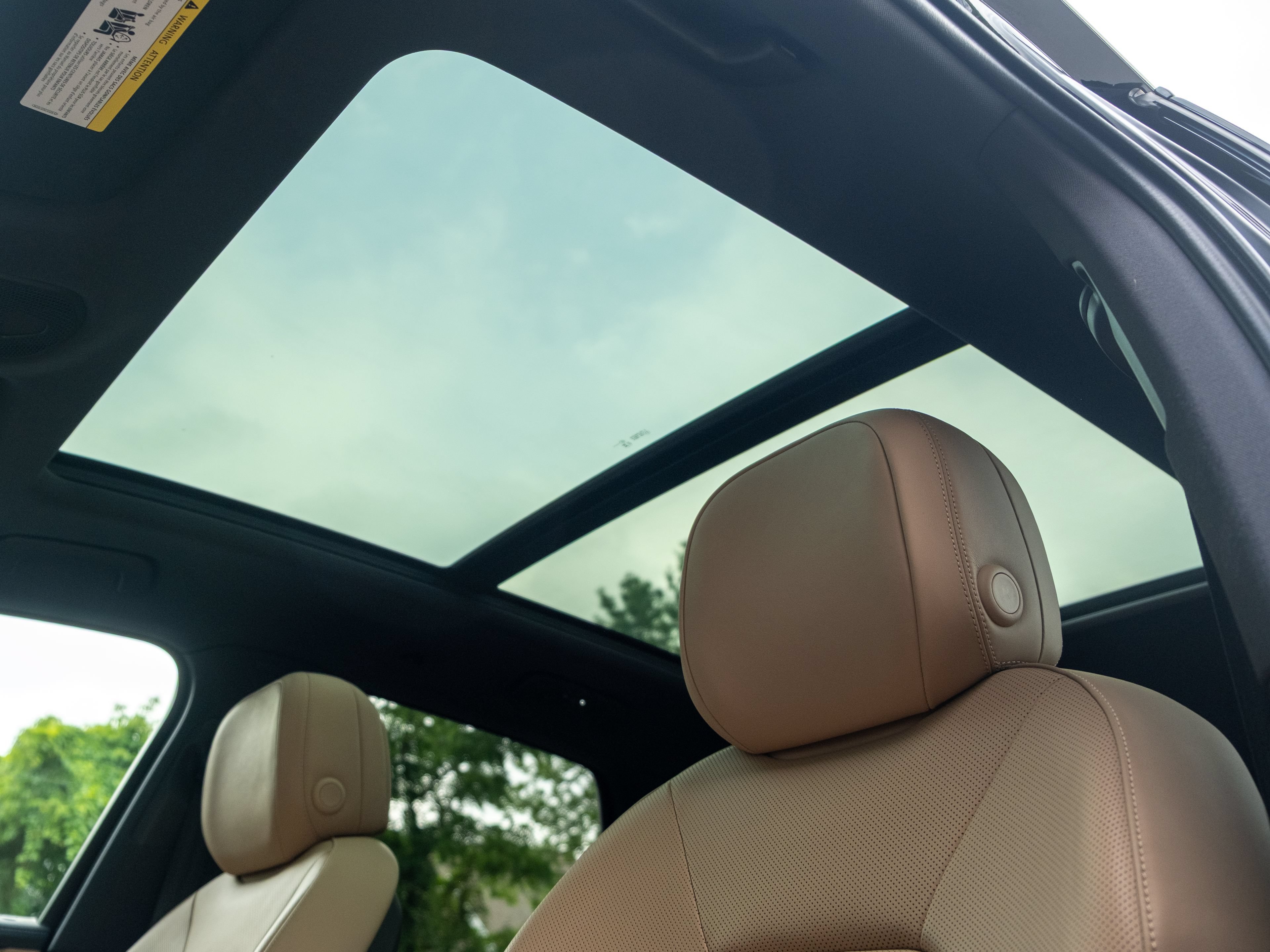 Certified 2024 Porsche Cayenne AWD/4WD image 38