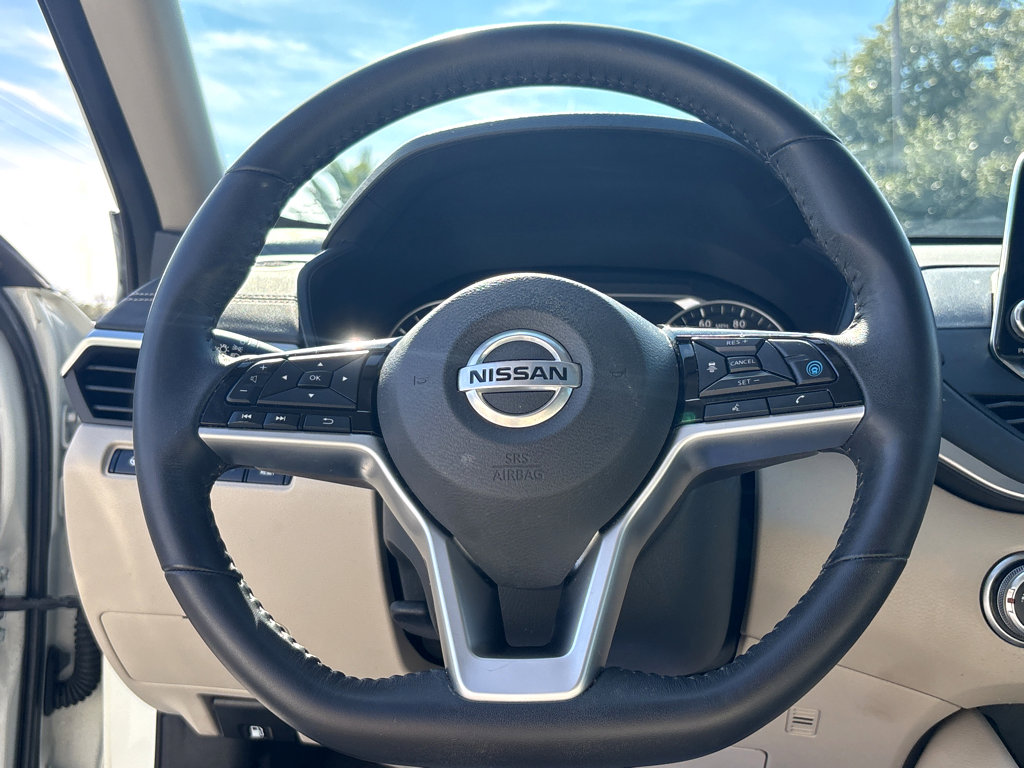 Used 2021 Nissan Altima 2.5 SV w/ SV Premium Package image 10