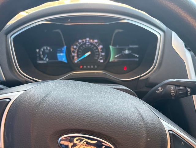 Used 2014 Ford Fusion SE FWD image 10