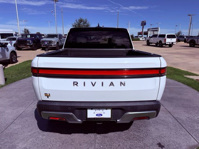 Used 2022 Rivian R1T Adventure AWD/4WD image 6