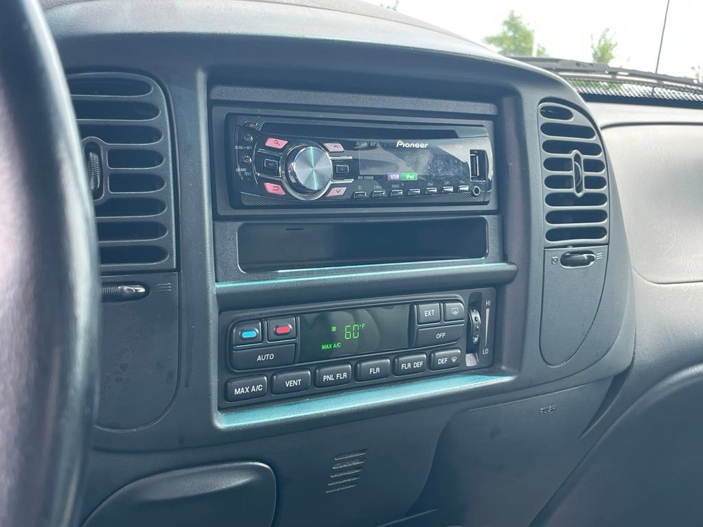 Used 2003 Ford F150 Harley-Davidson RWD image 15